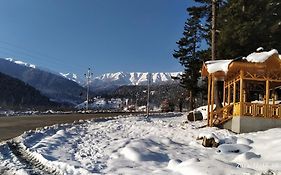Everest Guest House